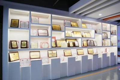 蓝奥股份喜迎南阳市副市长黄钫莅临参观指导，共话网络文化经营发展